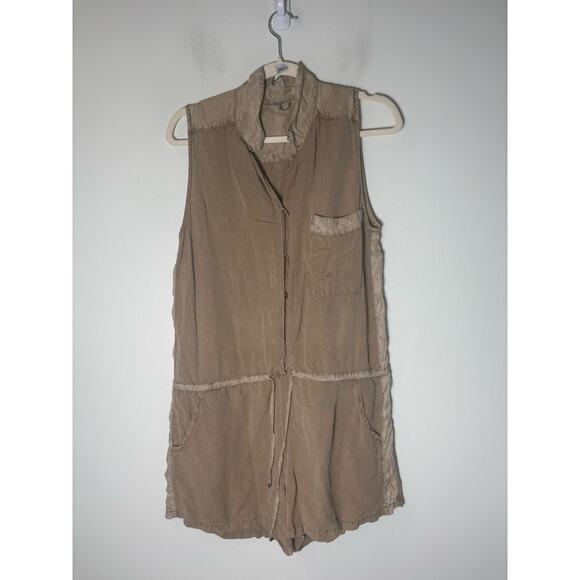 Young Fabulous and Broke Khaki Sleeveless Button Up Romper Sz M - Picture 1 of 2